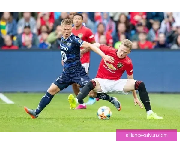 纽伦堡中场组织能力稳健，表现值得关注，助力球队竞争力提升。